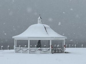 Winter gazebo